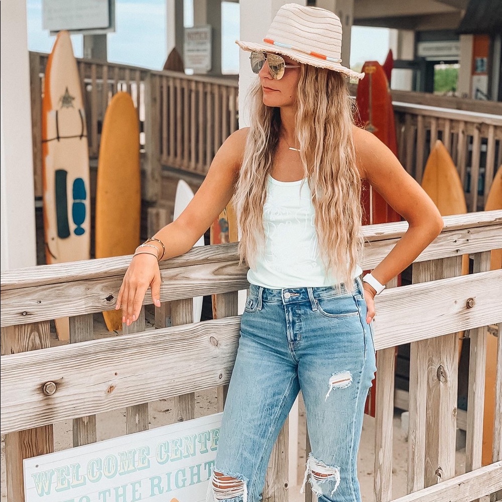 Meet your Posher, Fitore